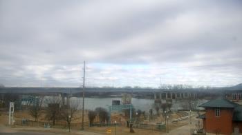 Weather camera view of Miss Lauras.