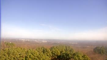 Weather camera view of Kessler Mountain.