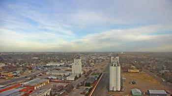 Weather camera view of Garden City Coop Inc - city center.