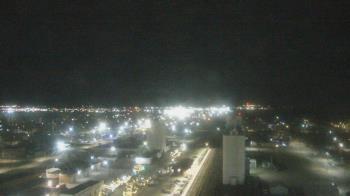 Weather camera view of Garden City Coop Inc - city center.