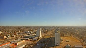 Weather camera view of Garden City Coop Inc - city center.
