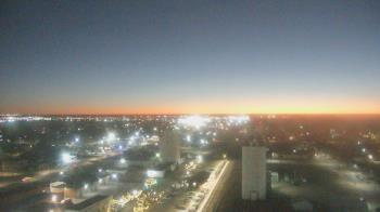 Weather camera view of Garden City Coop Inc - city center.