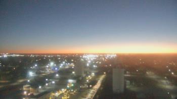 Weather camera view of Garden City Coop Inc - city center.