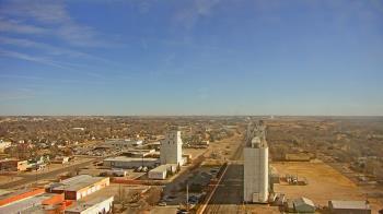 Weather camera view of Garden City Coop Inc - city center.
