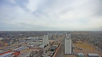 Weather camera view of Garden City Coop Inc - city center.