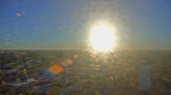 Weather camera view of Garden City Coop Inc - city center.