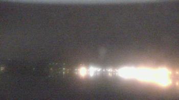 Weather camera view of Wyndham Garden Lake Guntersville.