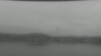 Weather camera view of Wyndham Garden Lake Guntersville.