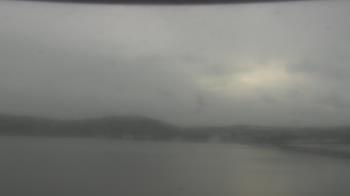 Weather camera view of Wyndham Garden Lake Guntersville.