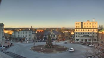 Weather camera view of Blue and Gray Bar and Grill.