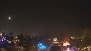 Weather camera view of Sibley East Middle and High School.