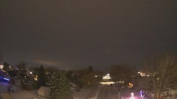 Weather camera view of Sibley East Middle and High School.