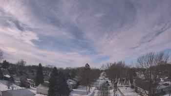 Weather camera view of Sibley East Middle and High School.