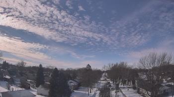 Weather camera view of Sibley East Middle and High School.