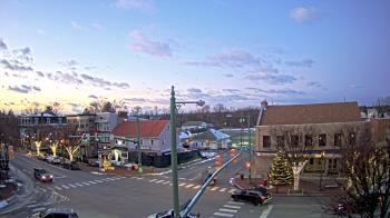 Weather camera view of JoJos Pizza.