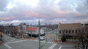 Weather camera view of JoJos Pizza.