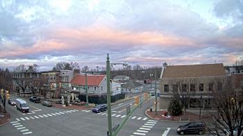 Weather camera view of JoJos Pizza.