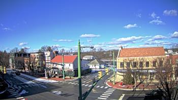 Weather camera view of JoJos Pizza.