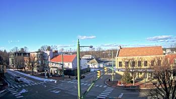 Weather camera view of JoJos Pizza.