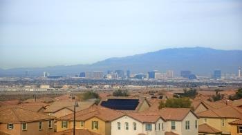 Weather camera view of Robert and Sandy Ellis ES.