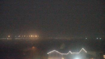 Weather camera view of Robert and Sandy Ellis ES.