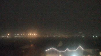 Weather camera view of Robert and Sandy Ellis ES.