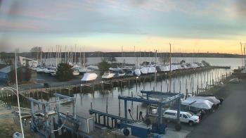 Weather camera view of Tidewater Marina.