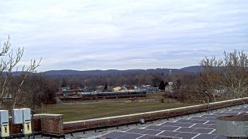 Weather camera view of Haverstraw Elementary School.