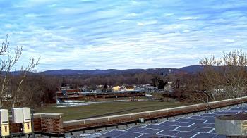Weather camera view of Haverstraw Elementary School.