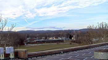 Weather camera view of Haverstraw Elementary School.