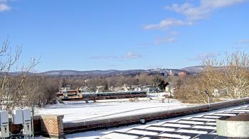 Weather camera view of Haverstraw Elementary School.