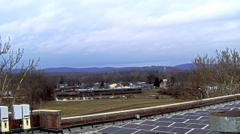 Weather camera view of Haverstraw Elementary School.