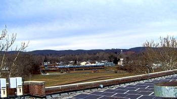 Weather camera view of Haverstraw Elementary School.