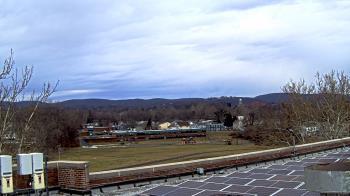 Weather camera view of Haverstraw Elementary School.