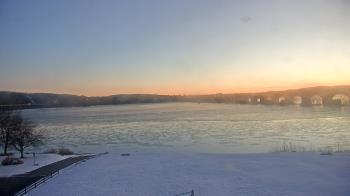 Weather camera view of John Wright Restaurant.