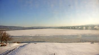 Weather camera view of John Wright Restaurant.