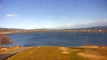 Weather camera view of John Wright Restaurant.