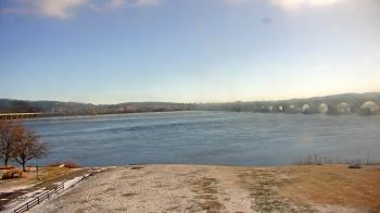 Weather camera view of John Wright Restaurant.