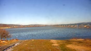 Weather camera view of John Wright Restaurant.