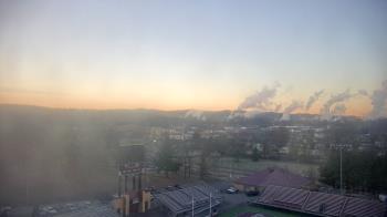 Weather camera view of Dobyns Bennett High School.