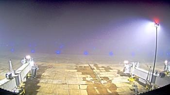 Weather camera view of Lake Charles Rgnl Arpt terminal bldg.