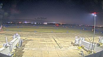 Weather camera view of Lake Charles Rgnl Arpt terminal bldg.