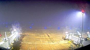 Weather camera view of Lake Charles Rgnl Arpt terminal bldg.