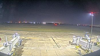 Weather camera view of Lake Charles Rgnl Arpt terminal bldg.