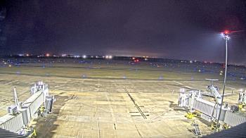 Weather camera view of Lake Charles Rgnl Arpt terminal bldg.