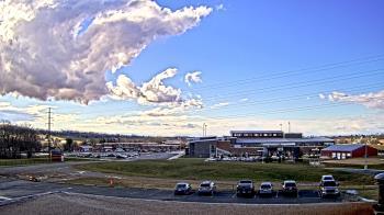 Weather camera view of Pequea Valley IS.