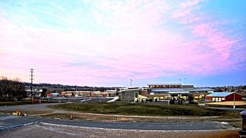 Weather camera view of Pequea Valley IS.