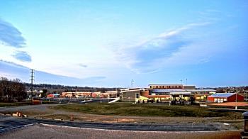 Weather camera view of Pequea Valley IS.