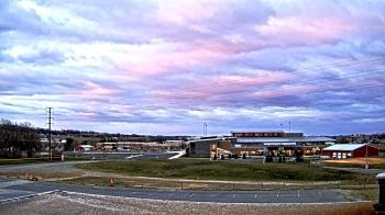 Weather camera view of Pequea Valley IS.