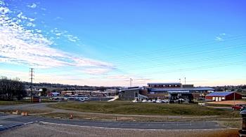 Weather camera view of Pequea Valley IS.